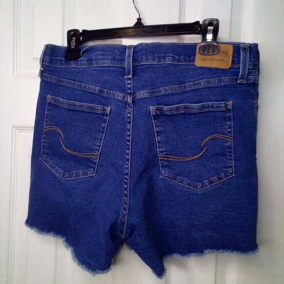 Signature Levi Strauss Shorts Women 14 Heritage High Rise Raw Hem Denim Blue - Picture 11 of 14
